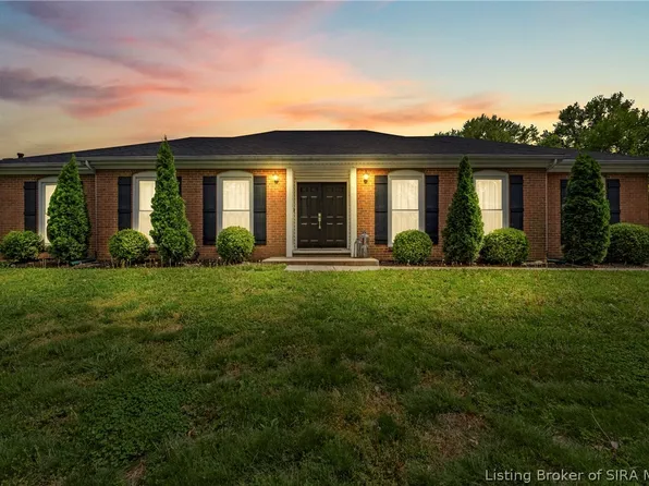 1802 Creekside Drive, Clarksville, IN 47129