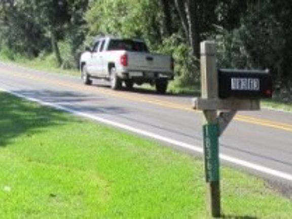 Exterior Neighborhood (street photo)