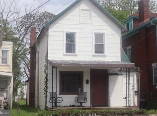 716 S 2nd St, Chambersburg, PA 17201
