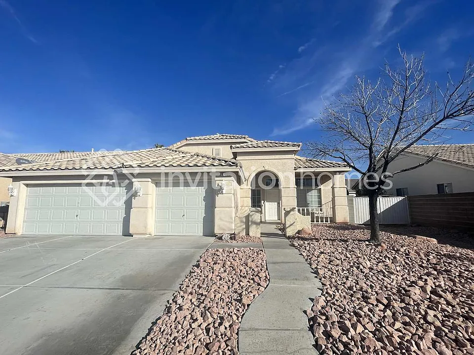 8738 Running Waters Ct