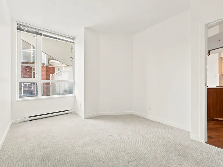 4028 Knight St #516 — Photo 13