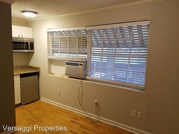 3rd image of 511 S Westland Ave APT 14