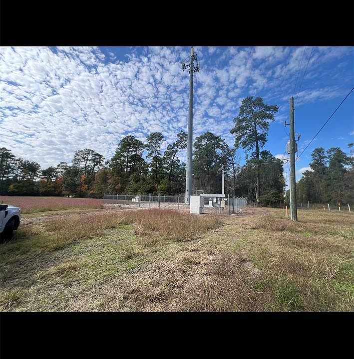 2nd image of 1705 Riley Fuzzel Rd