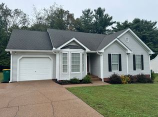 2868 Maple Cir, Thompsons Station, TN 37179