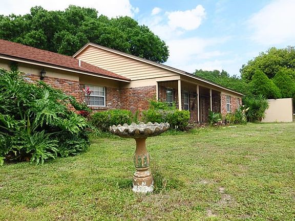 2nd image of 8618 Twin Lakes Blvd