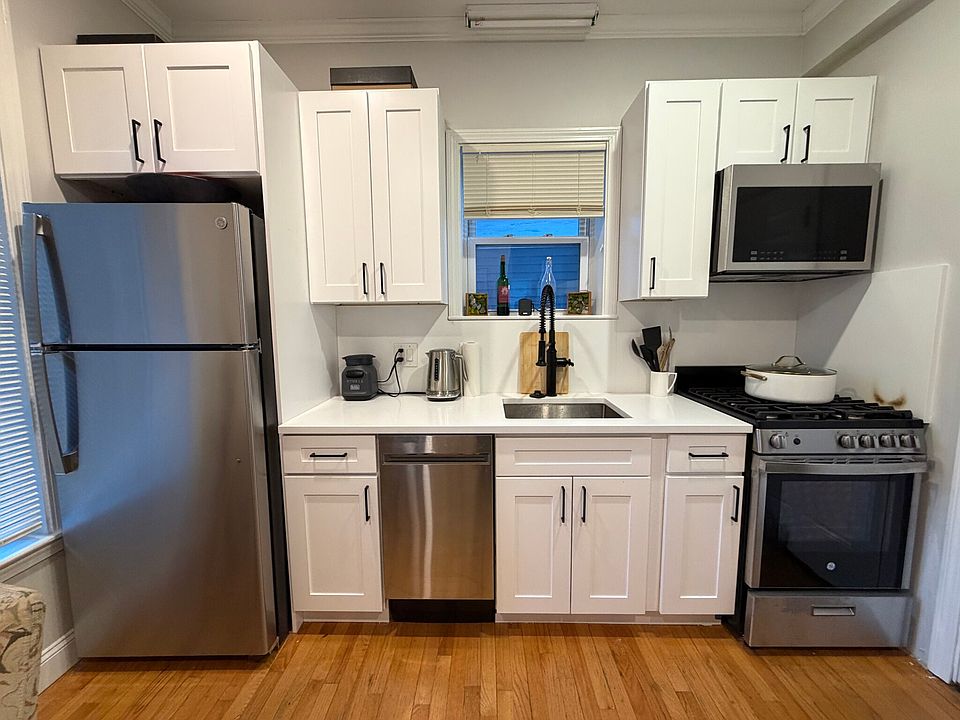 1st image of 1576 Cambridge St #1RR