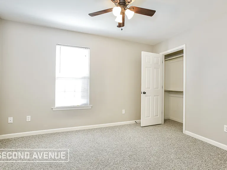 106 Sahalee Cv — Photo 15