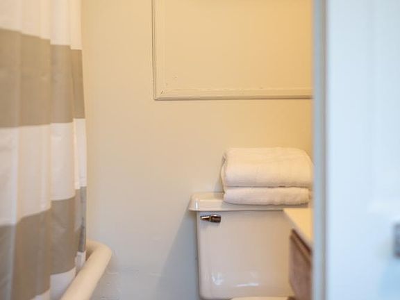 5th image of 4201 Locust St #530gfq42f