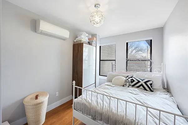 Rented by Brooklyn Group | media 2