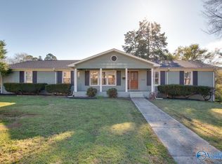 1918 Rosalie Ridge Dr NE, Huntsville, AL 35811