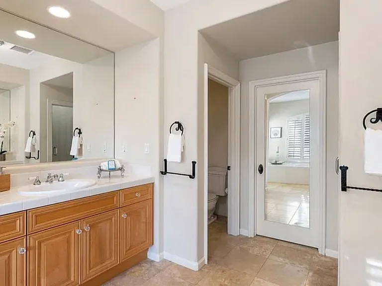 13282 Seagrove St — Photo 17