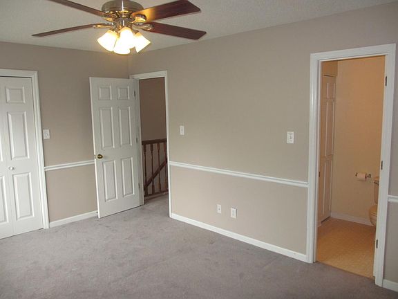 4th image of 10407 Ravenbrook Ln