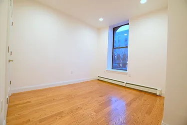 Rented by Uptown Flats LLC