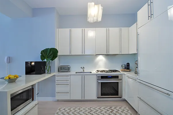 Sold by Corcoran | media 3