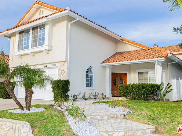 12000 Falcon Crest Way, Porter Ranch, CA 91326