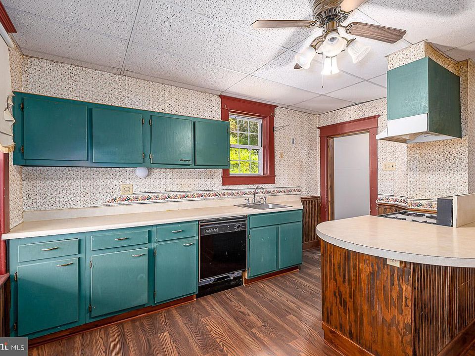 530 Massanutten Hts, Woodstock, VA 22664 Zillow