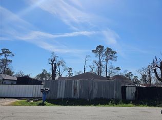 8104 Woodlyn Rd, Houston, TX 77028