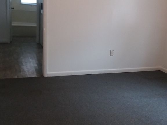 4th image of 301 69th St SE APT B