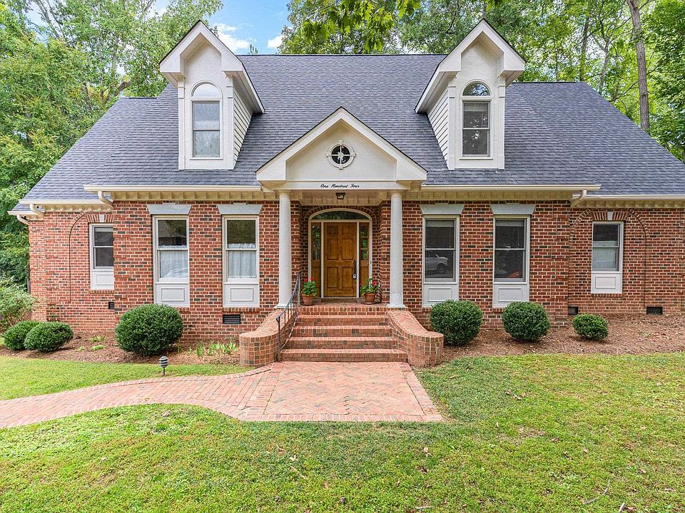 1st image of 104 Wild Iris Ln