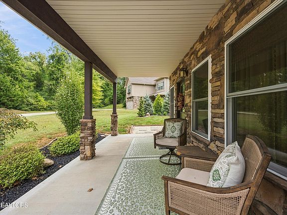 5th image of 152 Wakefield Rd