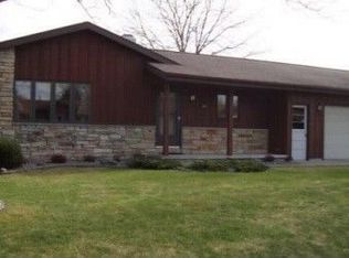 2649 W Sunnyview Rd, Appleton, WI 54914
