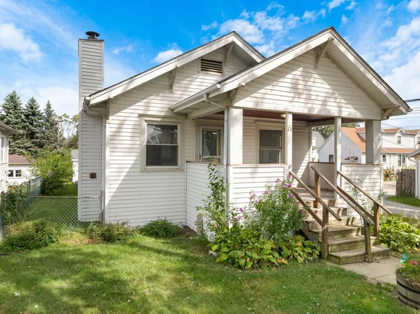 13 W 37th St, Steger, IL 60475