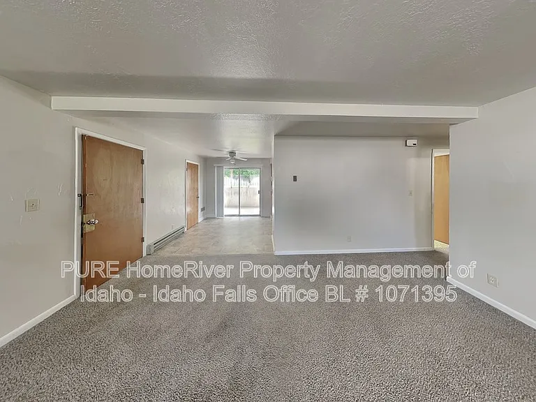 1110 Garfield St #4 — Photo 6