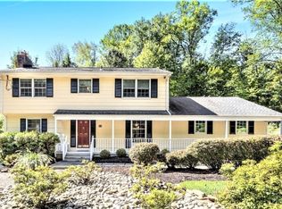 50 Corey Ln, Watchung, NJ 07069