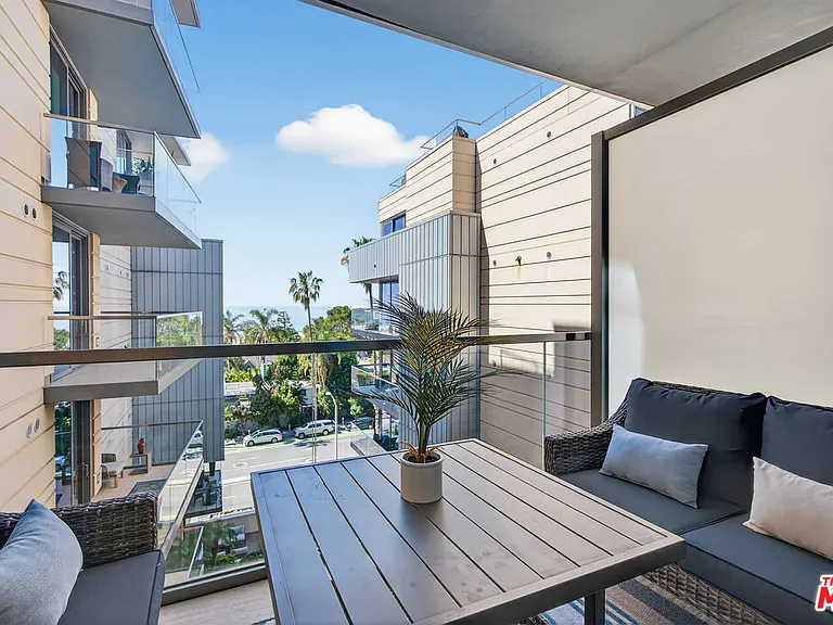 1755 Ocean Ave #702 — Photo 25