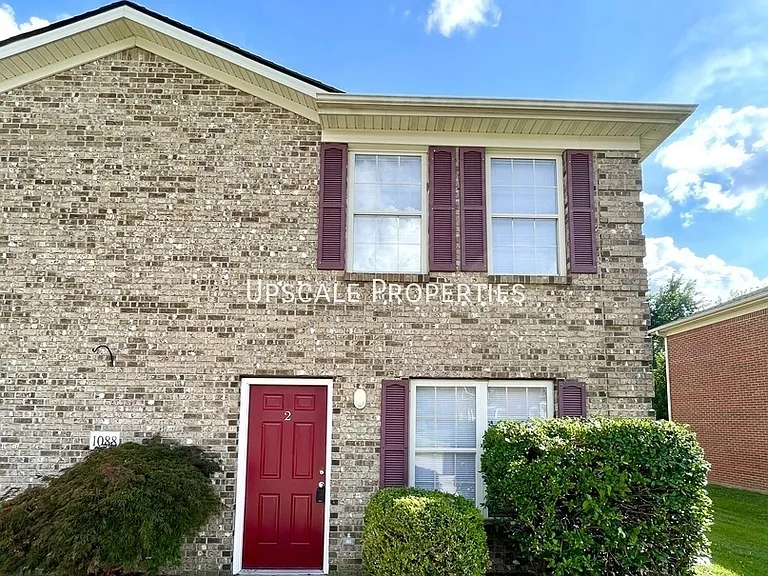 1088 Merrick Dr #2 — Photo 1