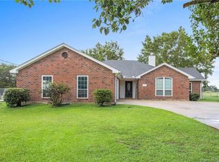 2231 W Dave Dugas Rd, Sulphur, LA 70665