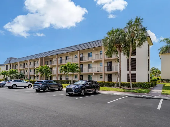 1010 Manatee Rd APT B304, Naples, FL 34114