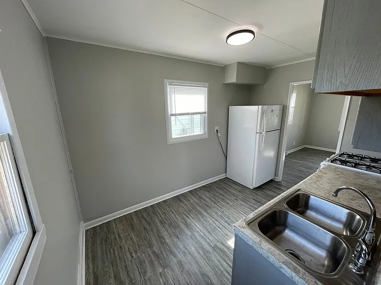 2160 Ulen Ln — Photo 3