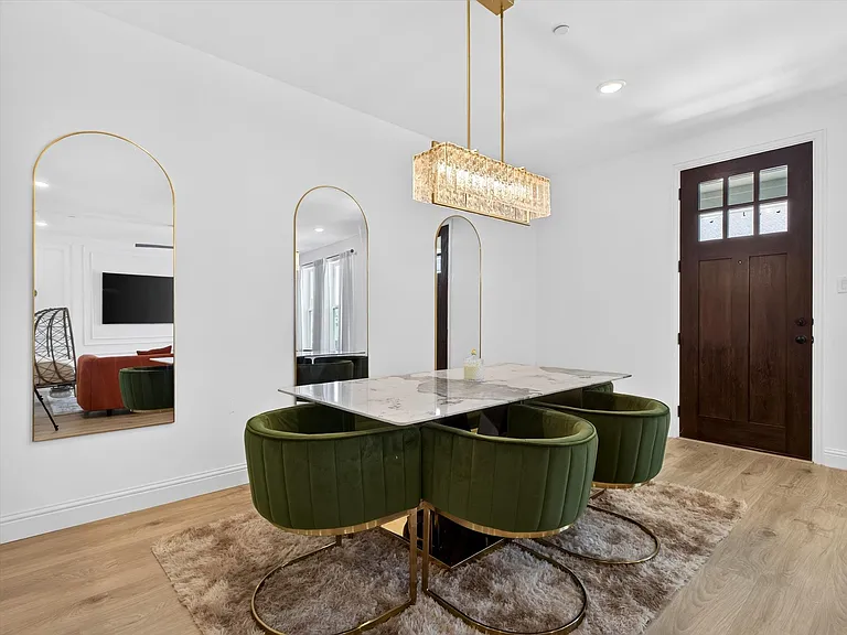 8900 Magnet Dr — Photo 8