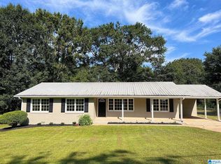 131 Crestwood Ln, Talladega, AL 35160