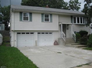 1423 Thelma Dr, Union, NJ 07083