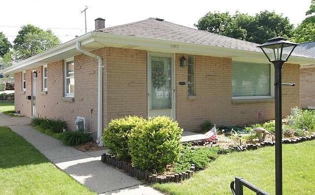 1st image of 1573 W Bolivar Ave