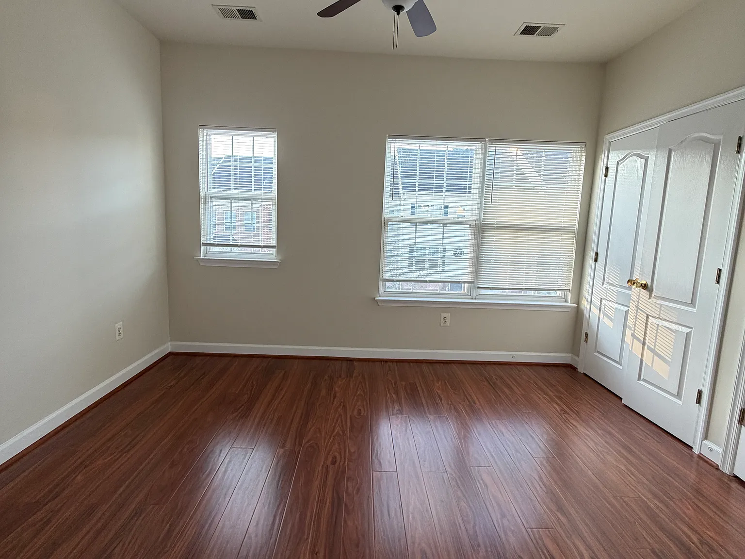 2 bed, 3.5 bath, 1830 sqft, $2,850 — Photo 4