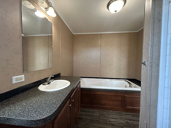 4th image of 4906 Julie Dr #107