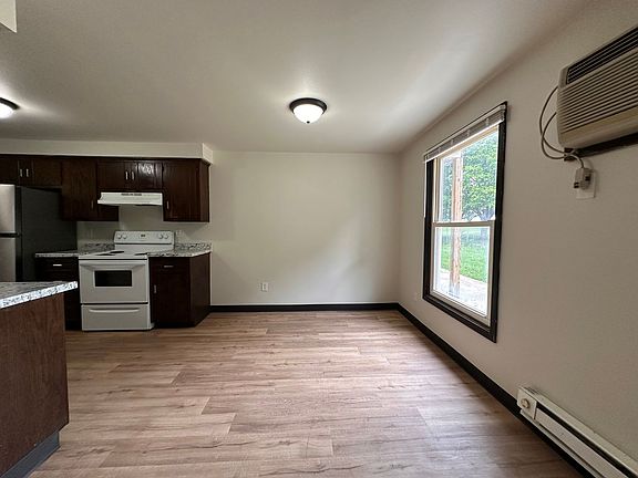 5th image of 2261 Imperial Ln #1