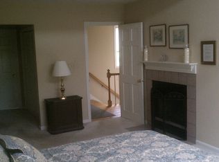 24 Pemberton St, Walpole, MA 02081