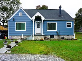 106 Lakeview Dr, Rossville, GA 30741