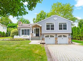 218 E Madison Ave, Cresskill, NJ 07626