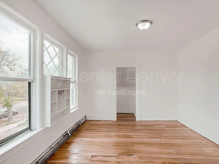 1118 6th St #B — Photo 14