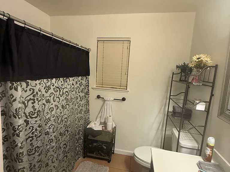 Pamela Ln — Photo 9