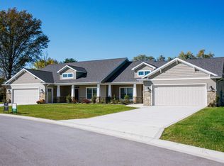 3212 W Bartlett Dr, New Haven, IN 46774