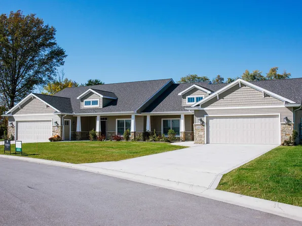 3212 W Bartlett Dr, New Haven, IN 46774