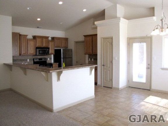2nd image of 406 Johnevan Ct