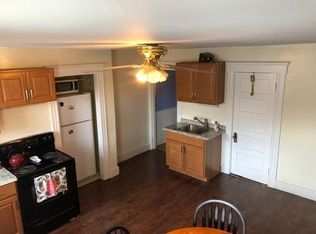 129 Oak St APT 3, Gardner, MA 01440