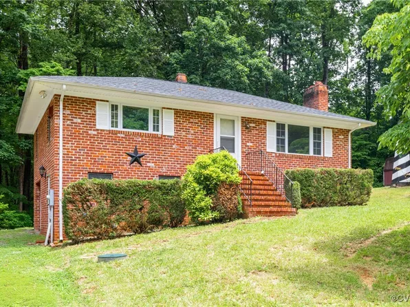 36 Ferndale Dr, Louisa, VA 23093